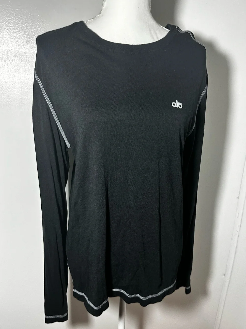 ALO Yoga Cool Fit Crewneck Performance Tee